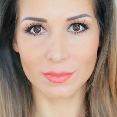 Video Bloggerin, Milchschaumschlürferin, Warmduscher und Stolz darauf! Kontakt: heymina@gmx.de