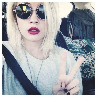 a boulevard of broken dreams ||bea||etero||single