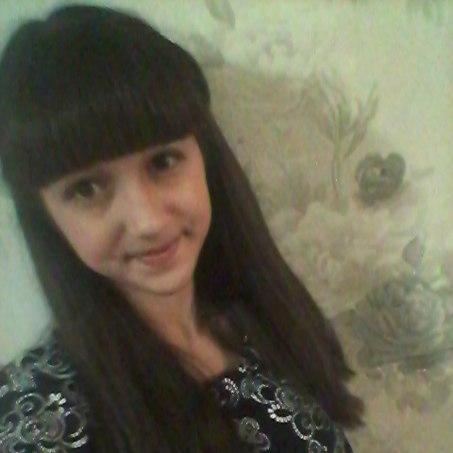 ElvirkaKarpenko's profile picture. не возвращайся назад . счастья там не будет .