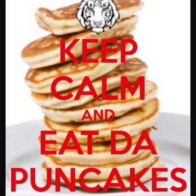 like to play games youtuber: JB x puncake plz subscribe. minecraft fan