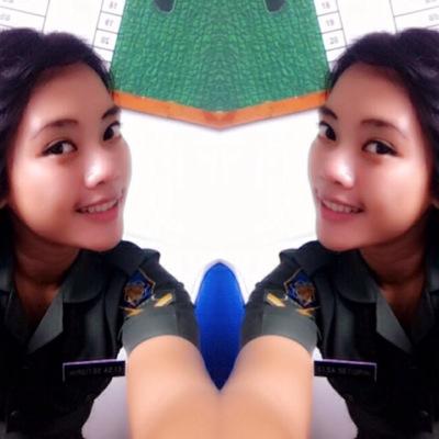 Allah SWT , mama , bapa , renata ,