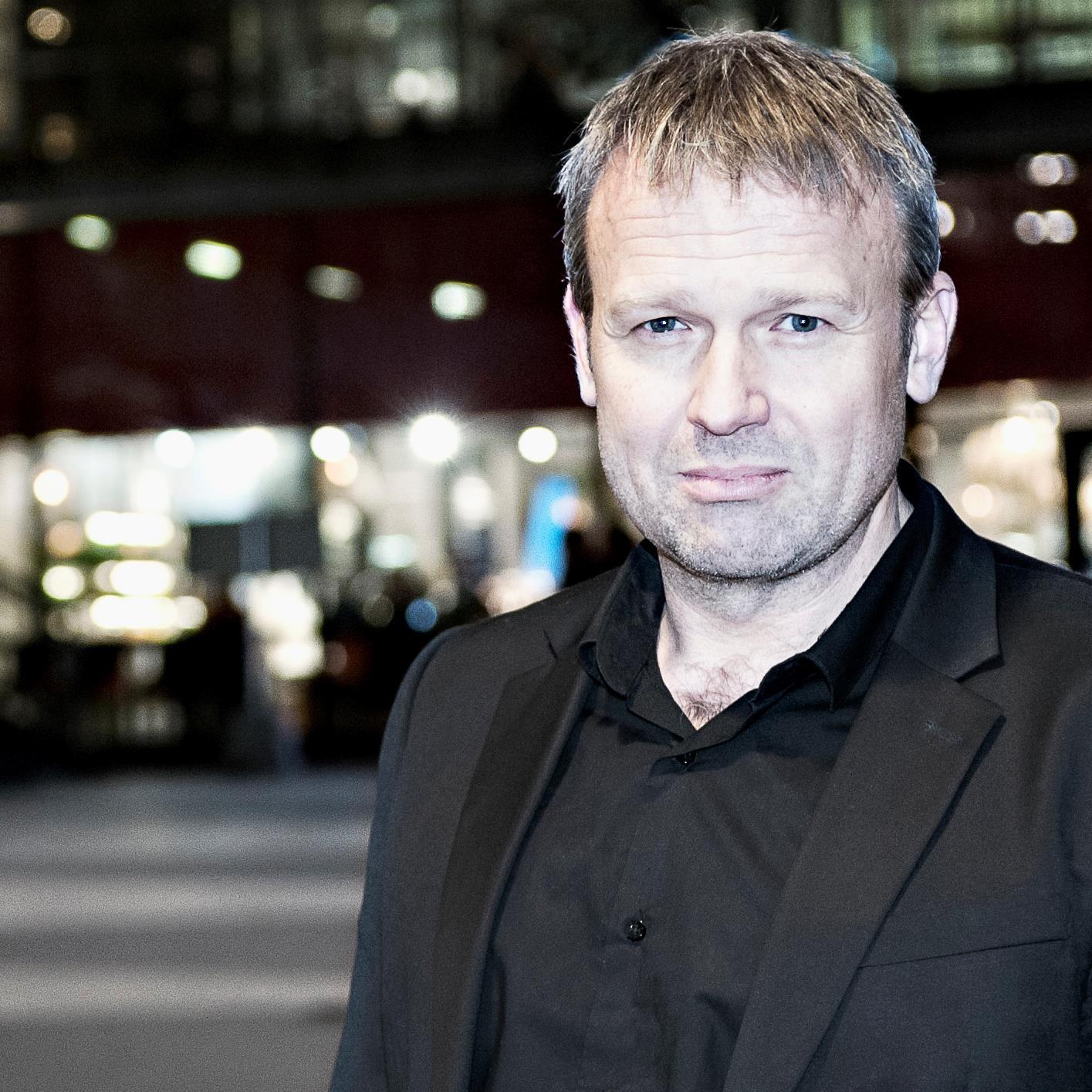 BetongRoger's profile picture. chefredaktör Tidskriften Betong
sportjournalist 24timmar.se
chefredaktör Novia News och Up to Date
flygplanslastare, diskplock, brödbilschaufför, undersköterska