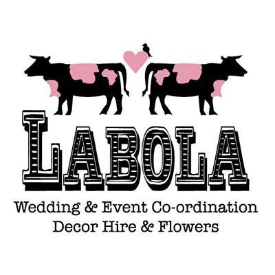 We're the specialists when it comes to all things wedding. We strive to be one step ahead of trends all the while making your wedding a true reflection of you.