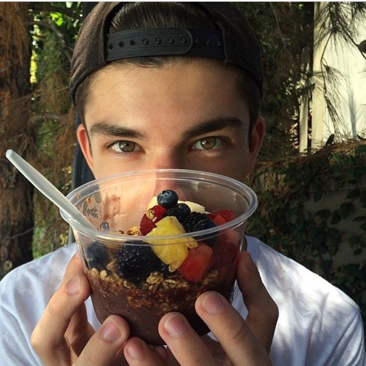 ⠀⠀⠀⠀⠀⠀⠀⠀⠀⠀⠀⠀⠀dumbass