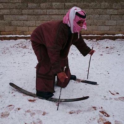 ‏غبي بس ذكي