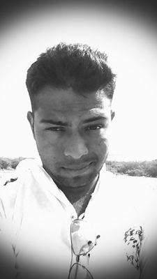 dbhavsar92's profile picture. 