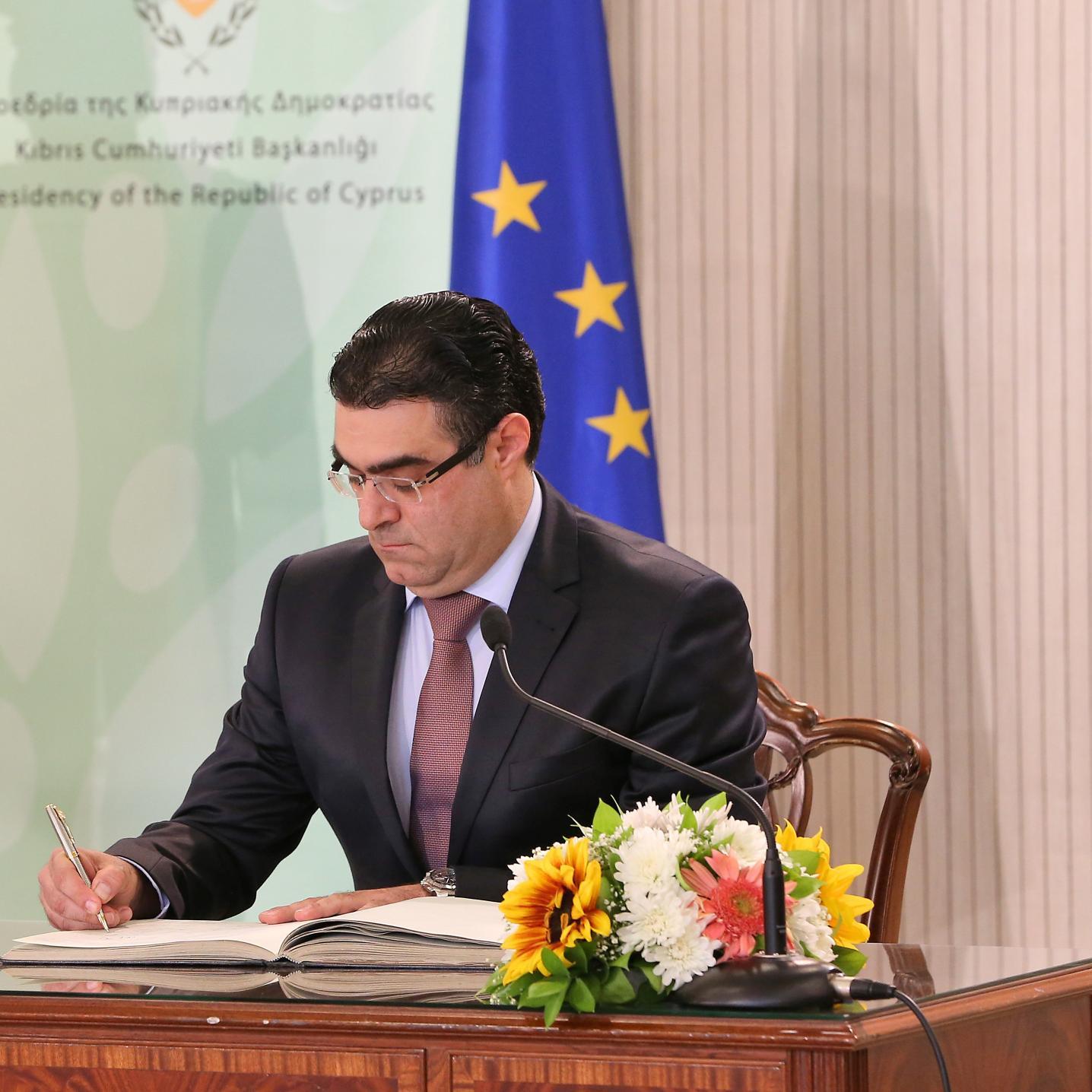 Υπουργός Γεωργίας, Αγροτικής Ανάπτυξης και Περιβάλλοντος - Minister of Agriculture, Rural Development and Environment