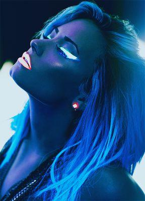 MundoLovatoBRA's profile picture. Demetria Devonne Lovato:cantora,compositora,atriz,jurada e escritora.Mundo Lovato BRA:FanClub para ajudar em votações,divulgações e novis.