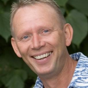 MakesUgoBigger's profile picture. Motivational speaker & successcoach. To bring out excellence in people, including myself, - is my daily goal. Meet me by the sea.