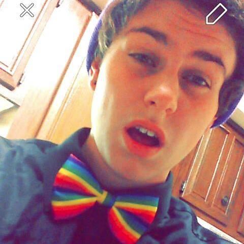 My Name Is Nancy Scates I'm A Lesbian :)