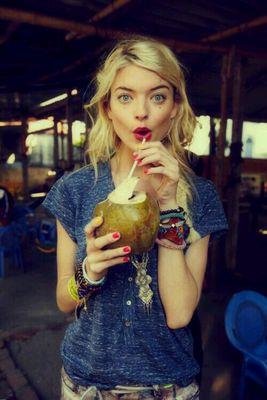 Roleplayer of Martha Hunt . Beautiful since 1989 . Angel of Victoria's Secret