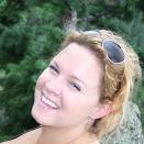 MDer by way of WV (Let's goooo...) Alpha Xi, Animal lover, PR maven, foodie, live music fan, vintage obsessed, craft beer supporter, wifey to an awesome guy.