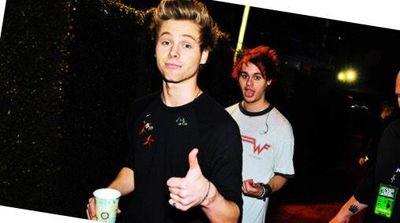 ❌Hemmings Crush ❌
5 Seconds of Summer.
