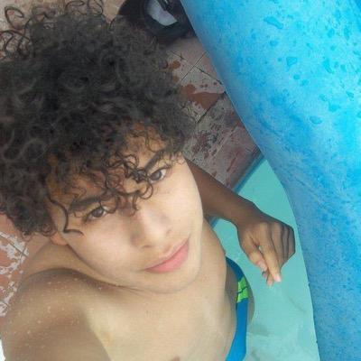 vengan style!!!/// ColombianBoy amo la comida sana/ fruits&vegetales afroCurls. sigueme followme. instagran @mathias013 @lamochila