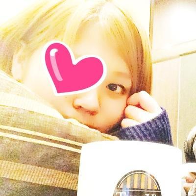 美大出身の不動産鑑定士。今年起業10年目（無借金経営）。チャキチャキの賃貸派。趣味はお菓子作り（調理師免許保有）、現代美術蒐集。資産運用は国内個別株と海外ETF、他に外貨預金で米ドル、コインで金・白金をコツコツ買い。基本頻繁な売買はせず、Buy and Hold。ギリ30代の兼業投資家。愛妻と猫2匹犬1匹と慎ましく生活