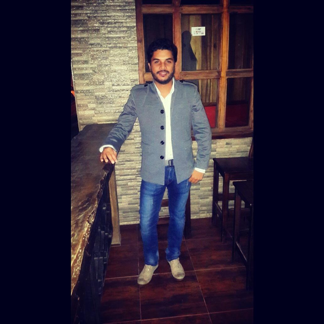 Yanka55's profile picture. Fan de la #F1 #Drift #Rally #Dragueo #Circuito #MotoGP