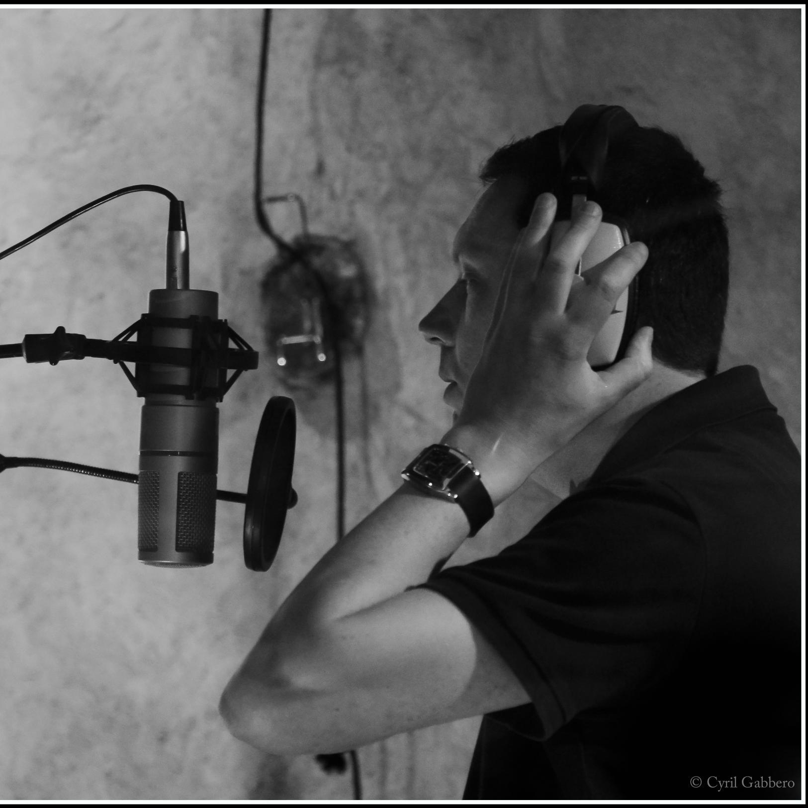 Adam's is a Singer, but also a Producer (Skim&Tone),and a Dj.