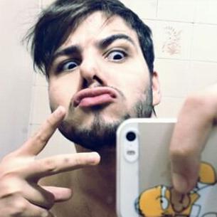 EuSou_B3ar's profile picture. Só mais uma menina apaixonada pelo homem que faz caretas para uma camera ♡ ♡ ♡ ♡ T3ddy segueee [SINCE: 18/12/14] Like do T3ddy (19/12/14) Rt (2 Vezes) ♥