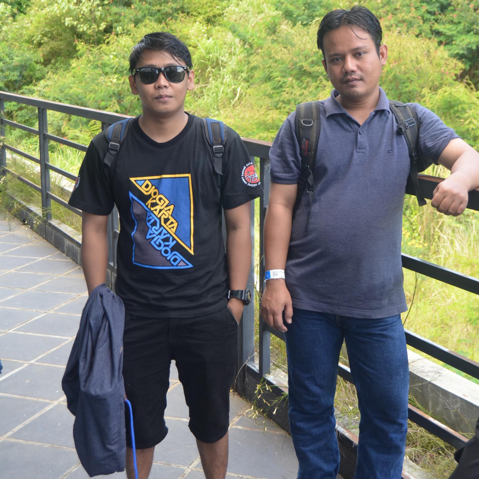 saputradel's profile picture. 