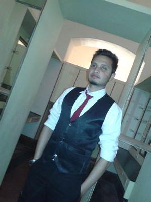 metalhead(musician) , gamer, boxer, theatre artist,chef.. born in jallandhar brought in shimla♥