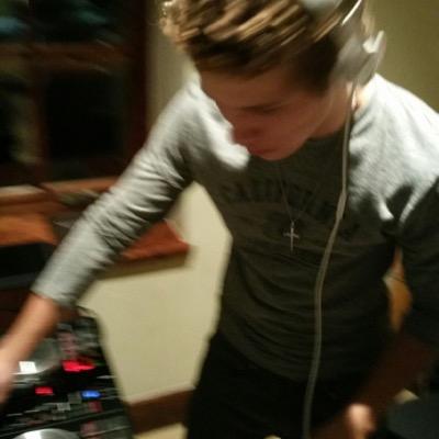 JWildOfficial's profile picture. Aspring DJ/ Producer.
