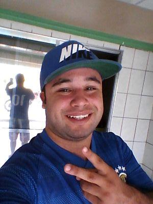 Eu segurei muitas coisas em minhas mãos, e eu perdi tudo; mas tudo que  eu coloquei nas mãos de Deus eu ainda possuo.