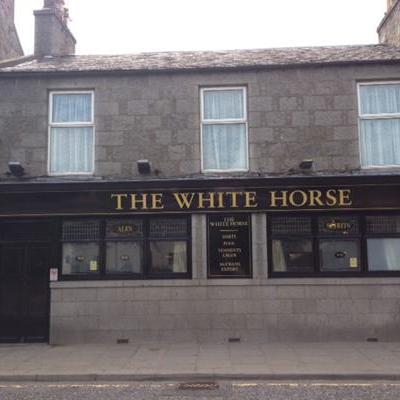 Friendly local pub. 2 big screen TV's showing live sport. Pool table and darts board.
We're waiting to welcome you 7 days a week