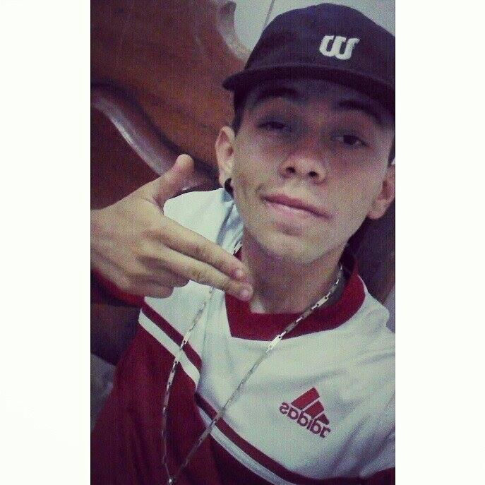 whatsapp : 88410442