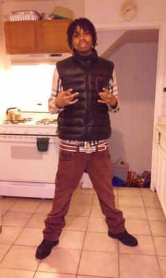 SAVAGE' ENT WE AH WHOLE BUNCH OF STREET NIGGAS SO FUCK HOW U FEEL