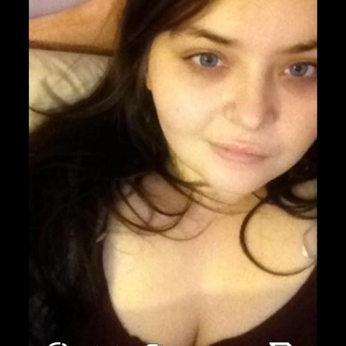 beckyhurst1995's profile picture. 