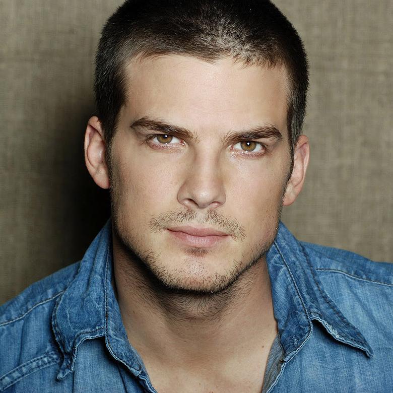 London_acting's profile picture. 