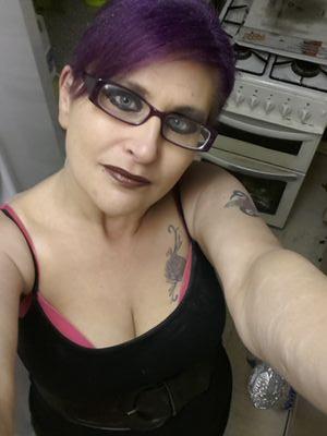 GlittercatD's profile picture. ask if you want me to retweet for you its nice to be nice xxxxxxx