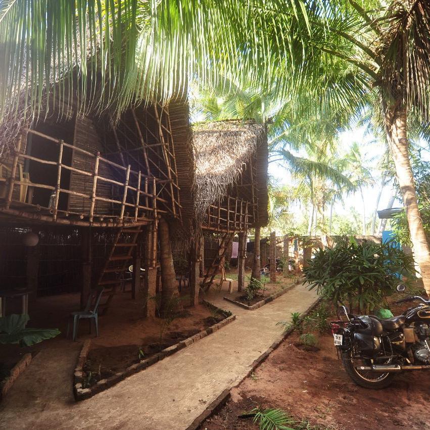 Sea breeze cottages in the aura of Auroville welcomes backpackers, pilgrims and volunteers.