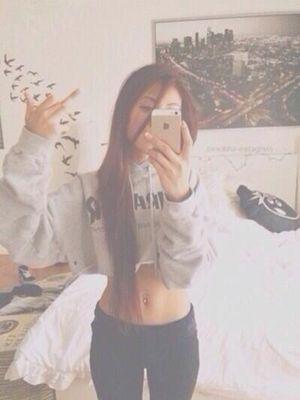 CanadianMomma_'s profile picture. 21. Aries. Country Livin. Cαnαdiαn. Proud Mommy. Tαken ∞