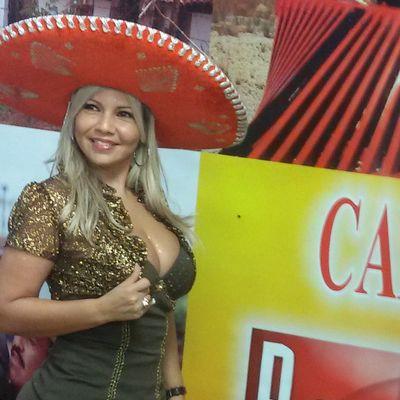 cantante musica popular..