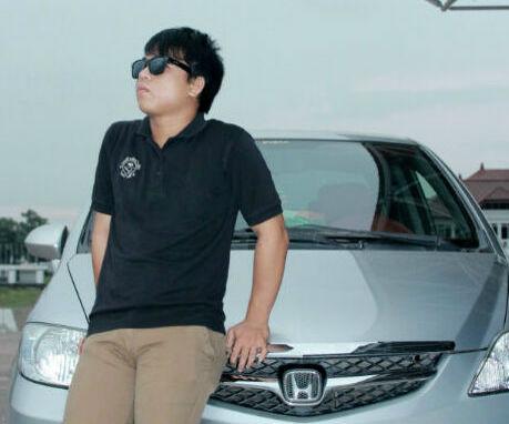 ♥ @nanasintyasari1  happy kan