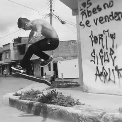 skateboarding old time #3015104955 wspp-Snapchat cangrejo_sb