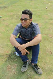 Kamu ..? Adalah orang yg sering aku ceritakan , aku banggakan di depan teman dan sahabatku ♥ AdeMerina ♥