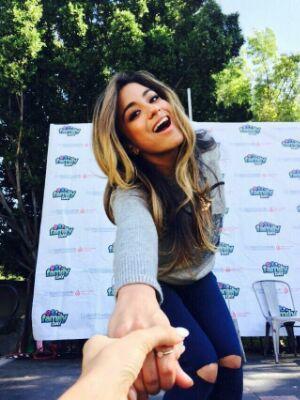 harmonizerspics's profile picture. 