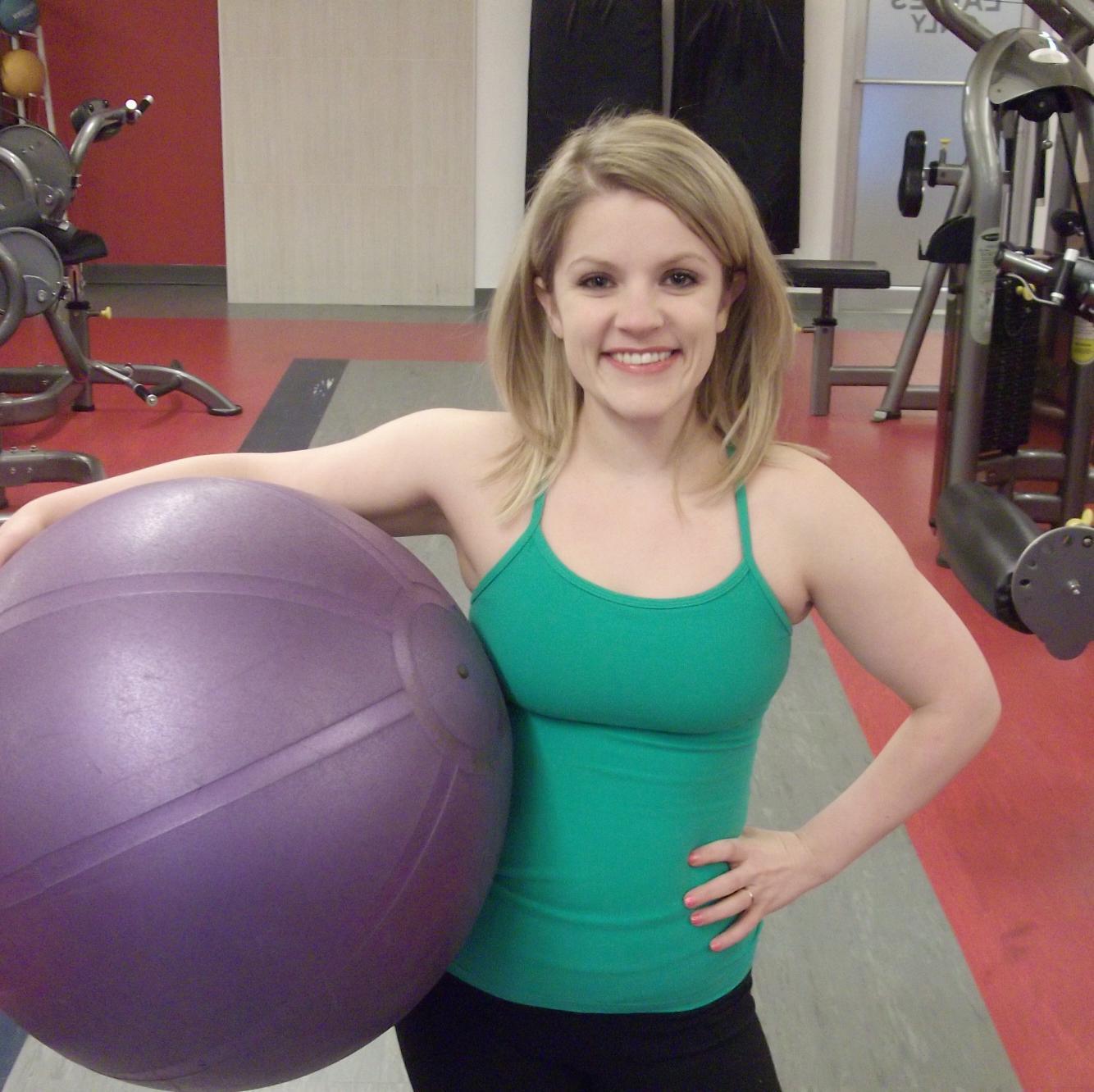I am a Personal Trainer who wears many hats.....pilates, crossfit and barre method lover, tea drinker, movie geek and wife but most importantly mummy!