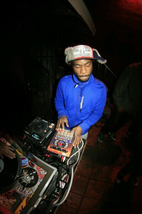 Always Prolific L.A  PROJECT BLOWED  beatsmith having fun. SWINGY REC ,HFC ,E SUPER,