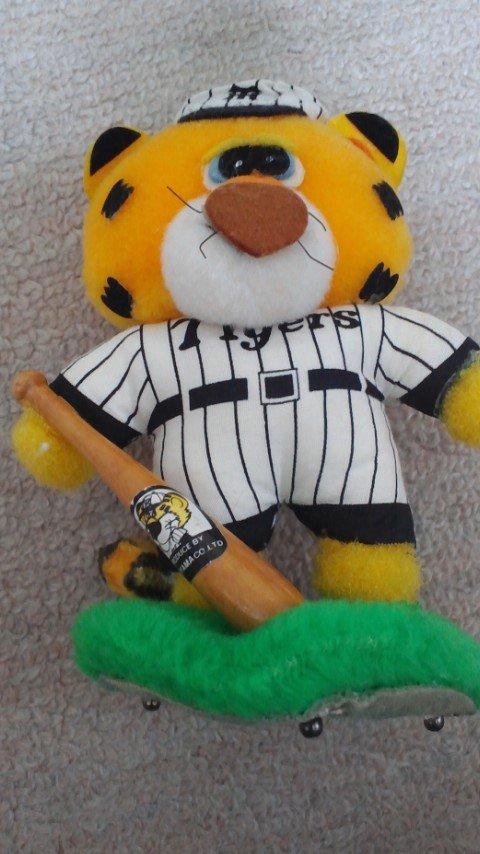 だらだらと社蓄生活をしつつ艦これなど色々やってます。後、私のツイートの半分はRTでできており後半分は訳が分かりません。