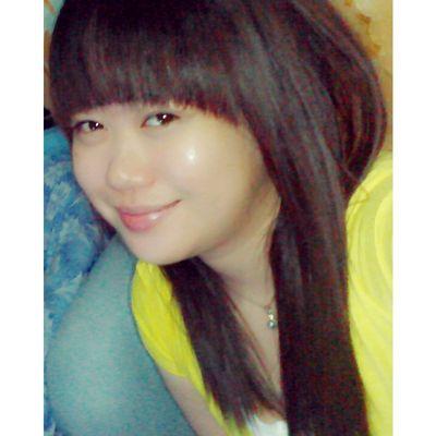 Bookworm since 90's | Soon to be mom | Book Reviewer | Ailurophile | Lucid | Travel Enthusiast | House Lannister ♚  | PH ✈️ CN ✈️ HK