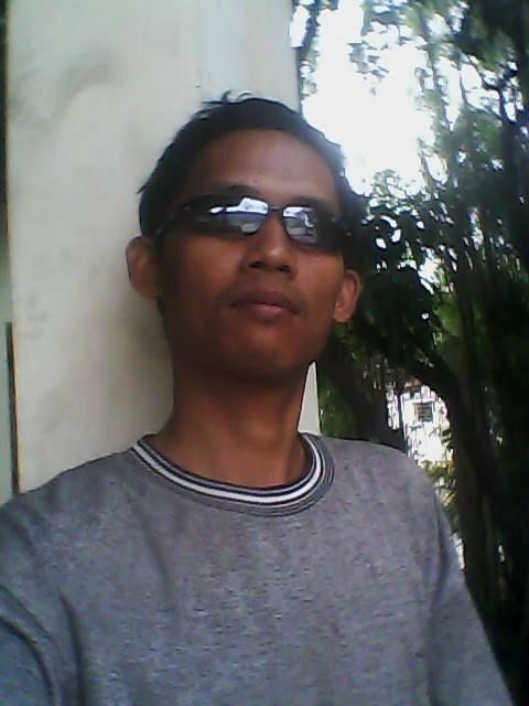 Nurrajapi's profile picture. Dngan menyebut nama Tuhan.
Hidup ini penuh kesabaran dan kesabaran itu pasti ada batasnya..