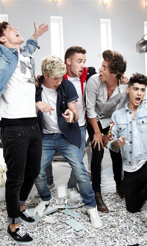 1.6 Directioner, Belieber. .