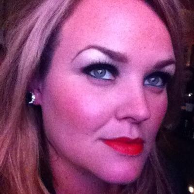 I'm not the girl of your dreams but I'm the girl you dream about!StayPositive&LoveYourLife!311!Lakernation!AnimalLover!Gaucho!NIN! A~Muse!Exclamationpoint user!
