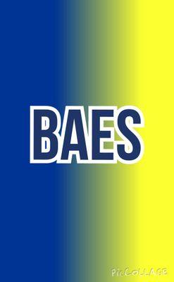 DM us the hottest baes of wooster. rules: we won't say who sent the pictures