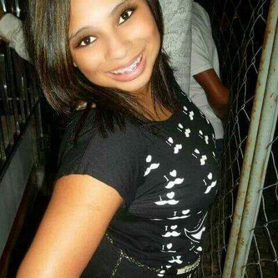“Namoro é igual a emprego, vaga tem... o que falta é gente qualificada pra ocupar o cargo!”