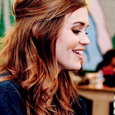 free follow from @hollaxs