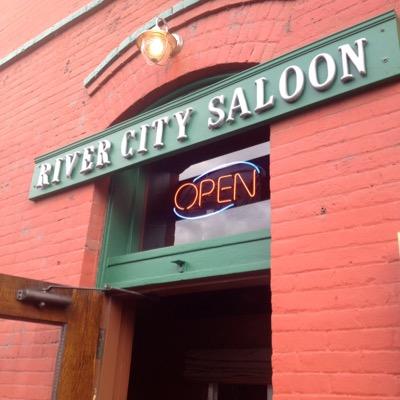 Great Food, beer's and live music in the Gorge!